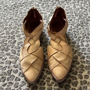 Free People cream leather flat shoes